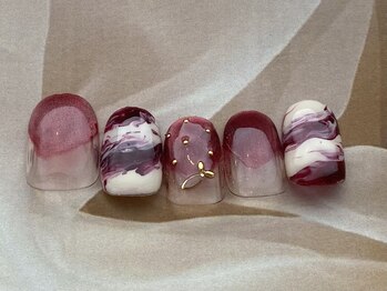 4月ネイルデザイン★華やか