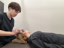 リファイン整体院 国分寺店/かっさで頭の筋膜を整えます