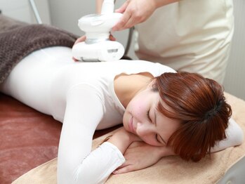 サロン ド テテドモアンヌの写真/お仕事疲れを解消したいOLさん必見☆《エンダモロジー70分¥6600》代謝UP☆筋膜リリースでお身体スッキリ!