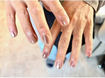 レア(le'a)/《マグネットネイル》