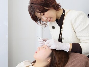 ミナノンノ(mina.nonno)の写真/お顔のムダ毛は脱毛しながらお肌のトーンUP☆産毛角質除去♪フェイシャルワックス脱毛+艶肌ケア¥6500