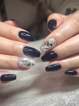 ステラマリス(Stella Maris)/ネイビー×埋め尽くしネイル☆