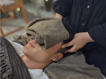 エエニャン(EEnYAN.)の写真/【頑固な首・肩こりをヘッドスパで撃退！】PC・スマホ疲れもスッキリ！辛いコリの深部に届く集中アプローチ
