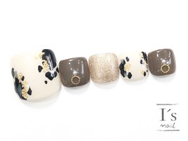 【ゴージャスフットネイル♪】