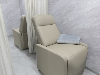 メルク 京都駅前店(meRK)/施術台スペースになります