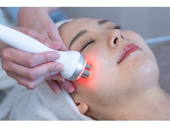 ビューティースタジオ エイワン(A1)/【お顔】