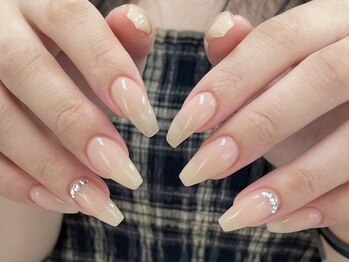 リット バイ セブンルックス 大宮東口店(Lit by 7LOOKS)の写真/すらりと伸びた美しい指先に☆自爪の形や爪トラブルにとらわれず高い技術とデザイン性で理想を叶えます!