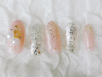 ネイリシャス(NAILICIOUS)/可憐なべピーピンクとシルバー