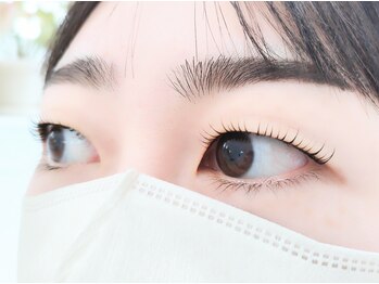 ルカ ヘアーアンドアイ(Luca)/瞼の形に合わせてデザイン