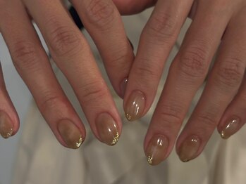 ベージュモヤッ