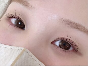 ウォーム(warm)の写真/【騎射場駅チカ◎/完全個室/駐車場完備】自然なカールと地毛風に馴染むエクステで、垢抜けた目元に♪