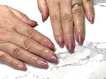 ハピネス(Happiness)/ラメグラデーションネイル