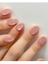 上品なキャッツアイネイル
