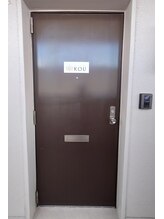 トータルビューティーサロン コウ(KOU)/サロン入り口