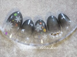 スノーグレージュネイル