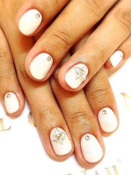 クリスタルネイル ボンベルタ橘店(CRYSTAL NAIL)/ビジューネイル