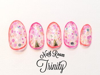 ネイルルーム トリニティ(Nail Room Trinity)/150種類以上選べるアート付