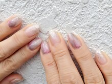 ルアナ 高槻(Luana.)/きらきらニュアンスネイル