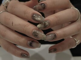 シアーブラック鉱物ネイル
