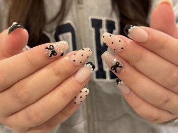 サロン ド シェリエ(salon de Cherie)/