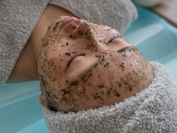 サロンビー 赤坂(SalonB)/クロイターピール/ニキビ改善◎