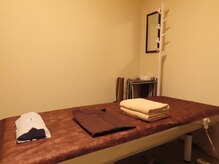 池袋ひりゅう鍼灸院/和の雰囲気の施術室