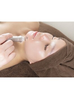 ホウレイ線・たるみ改善！予防ケア