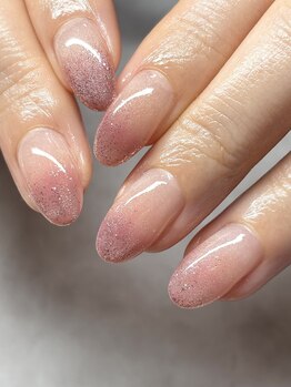 リネイル(Re nail)の写真/手元の見た目、年齢を整える大人女性向けフィルイン専門ネイルサロン