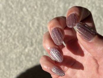 イル(ile)/バカラネイル