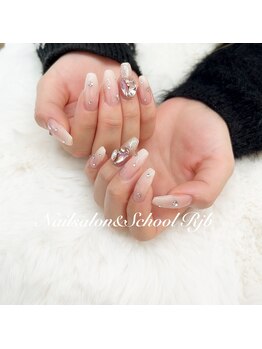 ネイルサロン アンド スクール アールジェイビー(Nailsalon&School Rjb)/持ち込みビジューデザイン