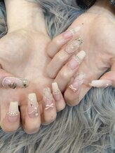 エスフィーネイルサロン ブリーユ(Esfy nailsalon Brille)/乳白キラキラスカルプ
