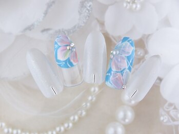 アイラッシュアンドネイル クリスティア(Christia)/