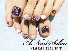 20/11/25　雪の結晶nail