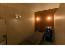 サロン ド メディセル(salon de Medicell)/施術室