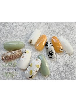 ネイル・アイメニューの同時施術が可能