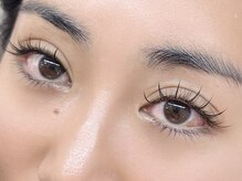 ディスカンソ アイラッシュ(descanso eyelash)/Wispy look
