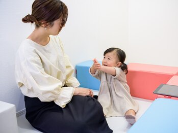 ケアハウス 藤沢(CARE HOUSE)の写真/【キッズスペースあり】産後の骨盤矯正、マタニティ整体・小顔矯正がオススメ◎子育てママの強い味方！