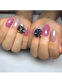 ビジューネイル