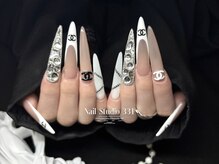 サンサンイチ 関内店(331)/