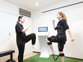 ワークアウトベースビグス Dr.メディヘッド 浦和店(workoutbaseBIGTH)の写真/【1日20分!忙しい方にも時短で通える浦和パーソナルジム】有酸素運動×EMSor加圧=短時間運動で脂肪燃焼!