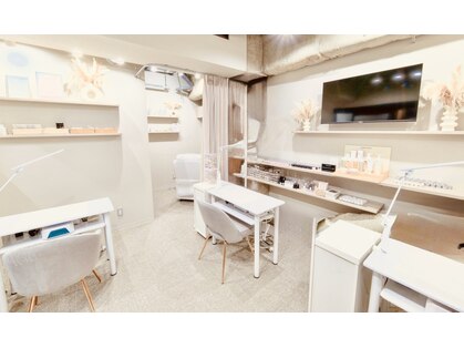 ネウィ ネイル 銀座(newi nail)の写真
