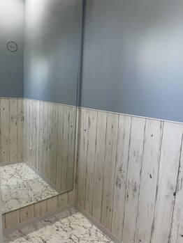 ダブルオー(W/O)/更衣室