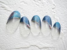 カトルナフ(quatre fois neuf)/ぷるぷる水光フレンチネイル