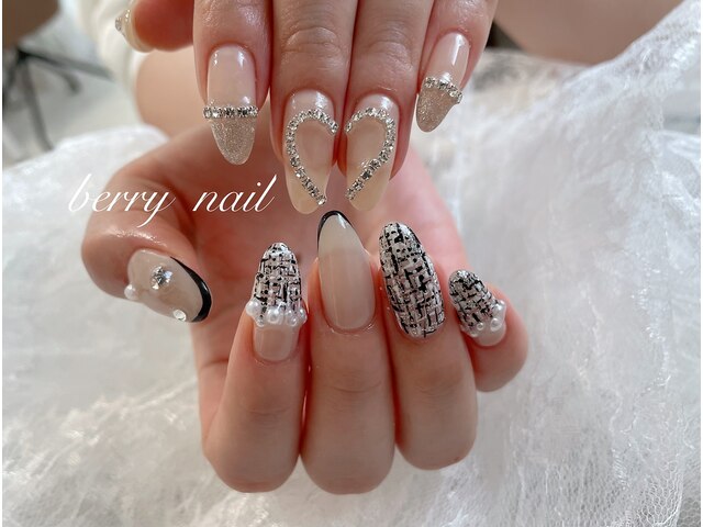 Berry nail【ベリーネイル】