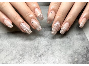 ケーエヌ(KN)/ツイードネイル