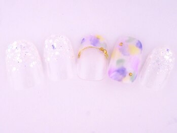 ネイルサロン ノアの写真/【初回オフ込¥3400~】経験豊富なスタッフが貴女のお爪に合わせて美しく見えるデザインをご提案いたします♪