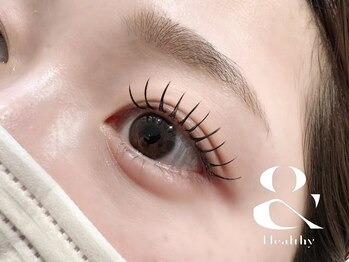 ヴィリシル 横浜店(Vlicil)の写真/New！マツエク×まつげパーマ【&healthy】でぱっちりEyeに☆束感仕上げがおすすめ♪
