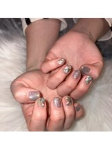 ルアナマナ(Luana Mana)/ステンドグラス風ネイル