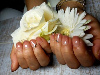 リフレッシュサロン 隠れ家/