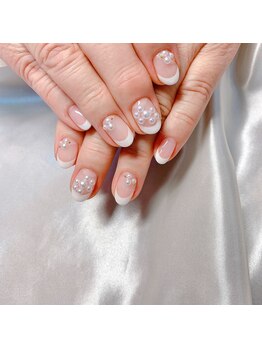 ウィウィ(U'IU'I)/フレンチネイル